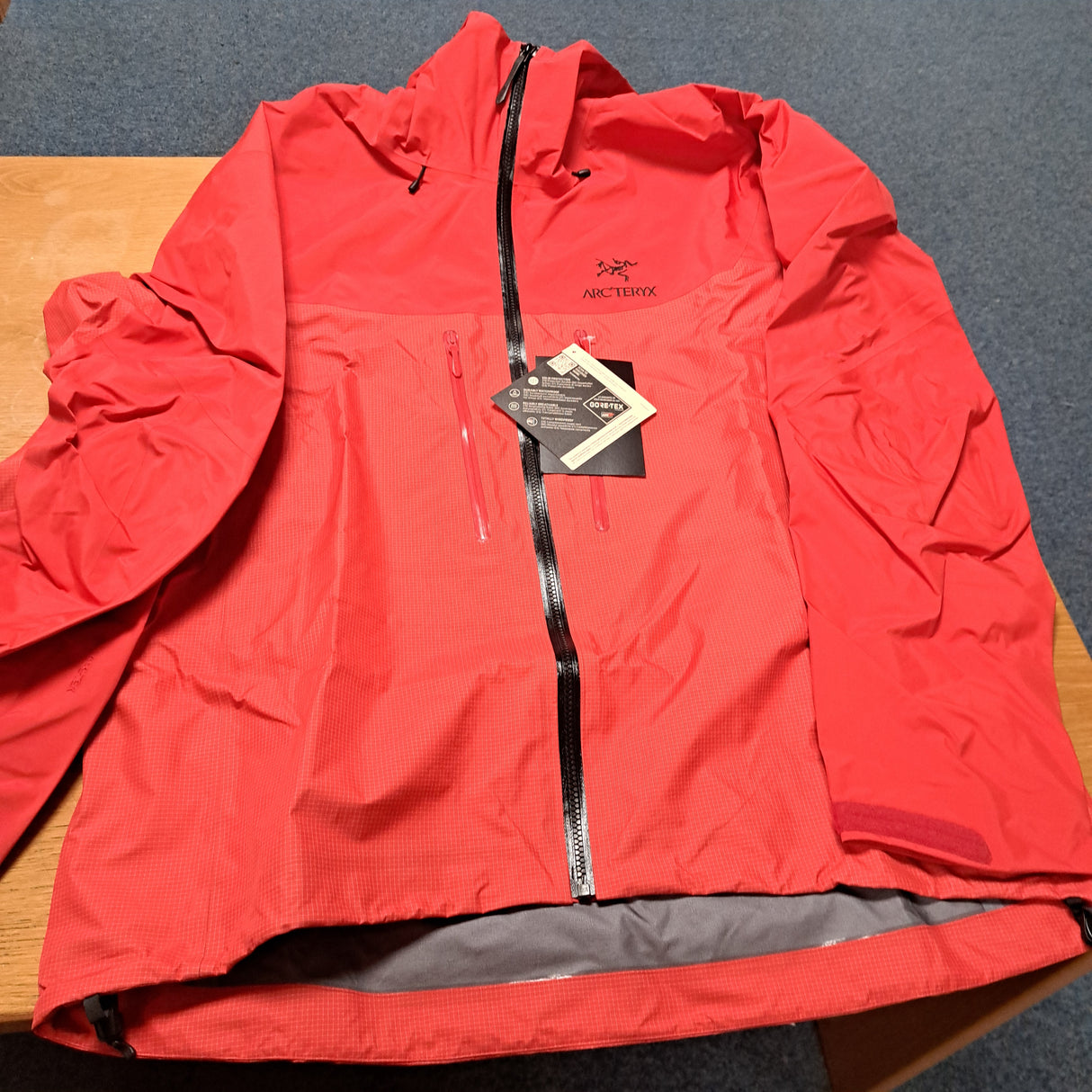 Clearance Arcteryx Alpha Jacket XL