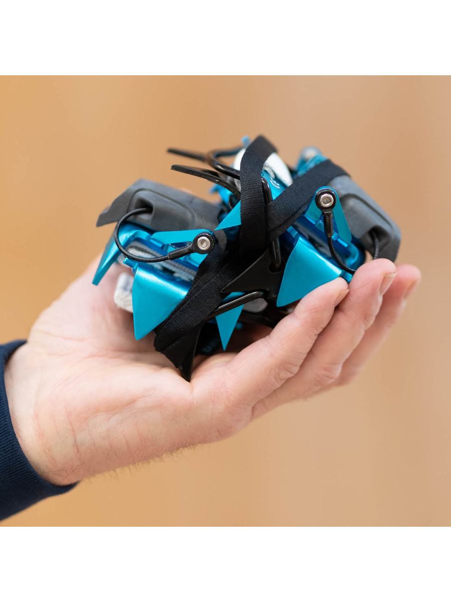 Blue Ice Harfang Crampon